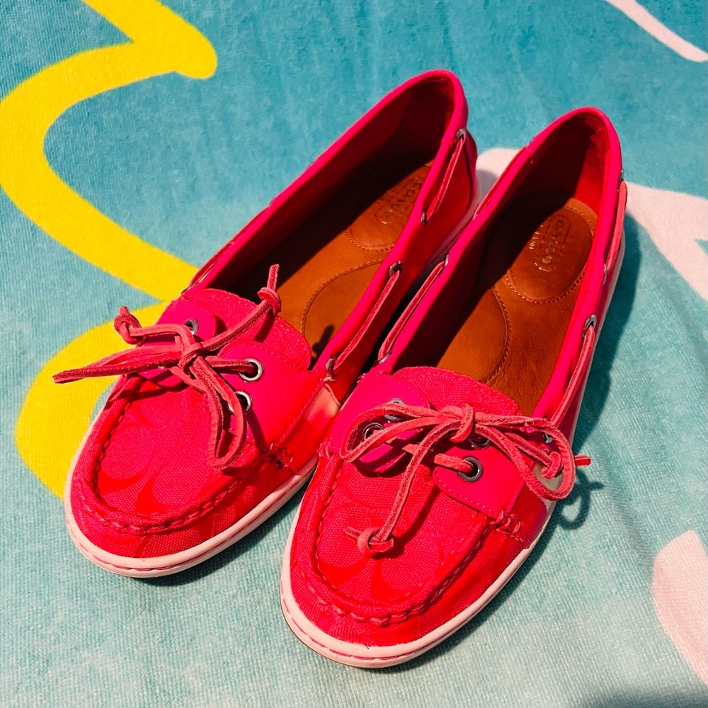 Coach Rainey Pink Loafer Sz-9.5, Pre-owned - Picture 2 of 5
